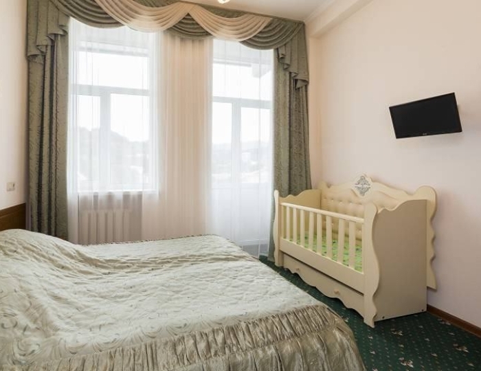 Люкс 2-местный 2-комнатный (корпус 2) - Санаторий «им. Димитрова» Кисловодск